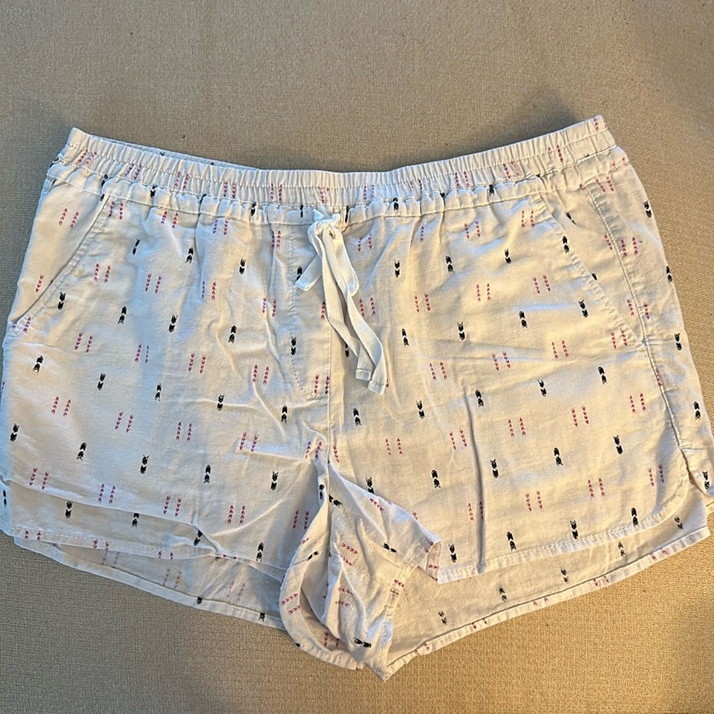Patterned Linen Shorts